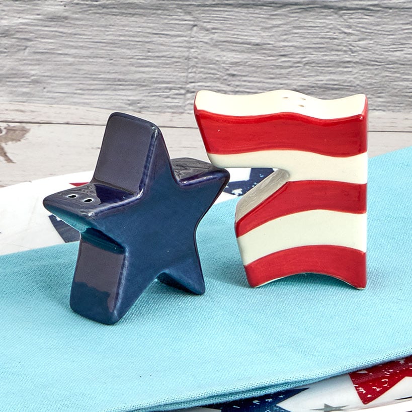 Americana Patriotic Melamine Appetizer Plates - Set of 4 - Image 3