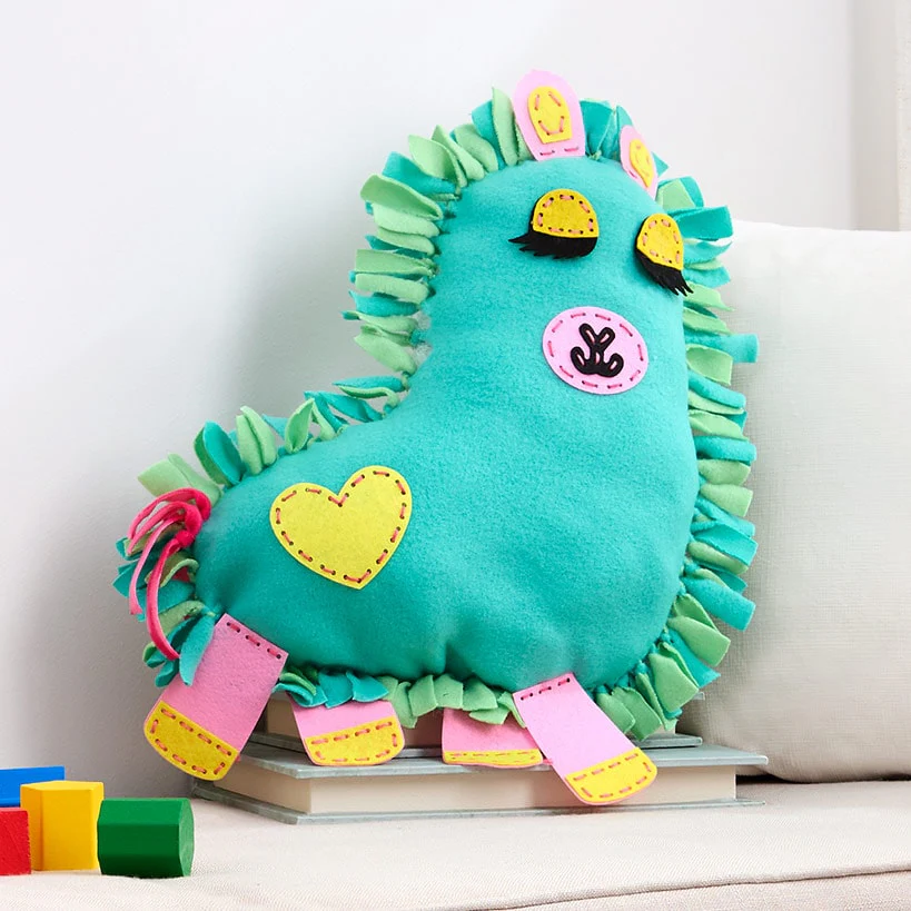 Dachshund or Llama Knit and Stitch DIY Assemble Cushion - Image 4