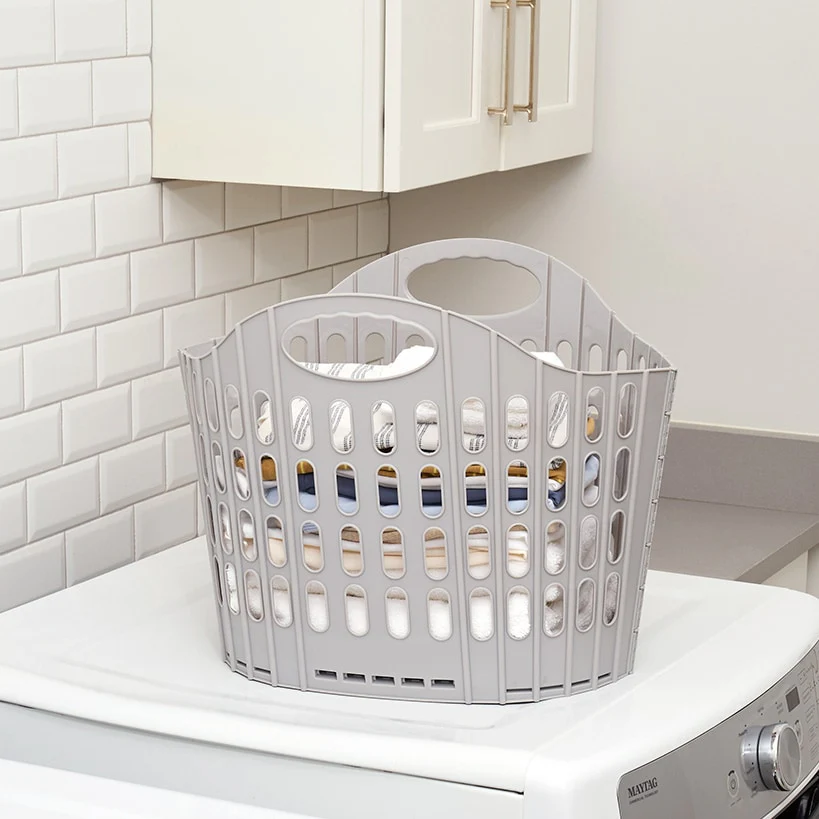 Easy Store Plastic Laundry Clothes Basket and Hamper - Image 4