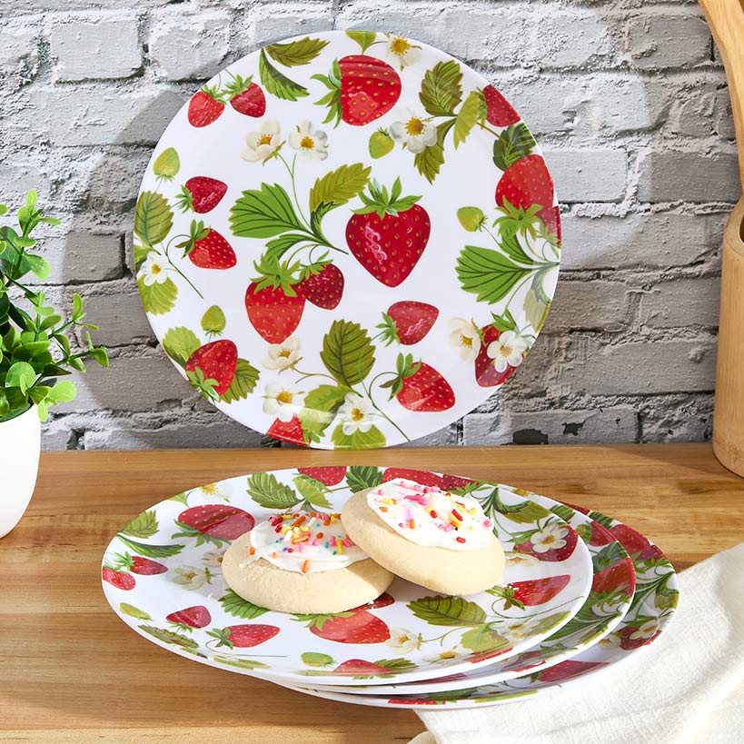 Fresh off the Vine Strawberry Pattern Plates or Beaded Wooden Serving Tray - Image 2