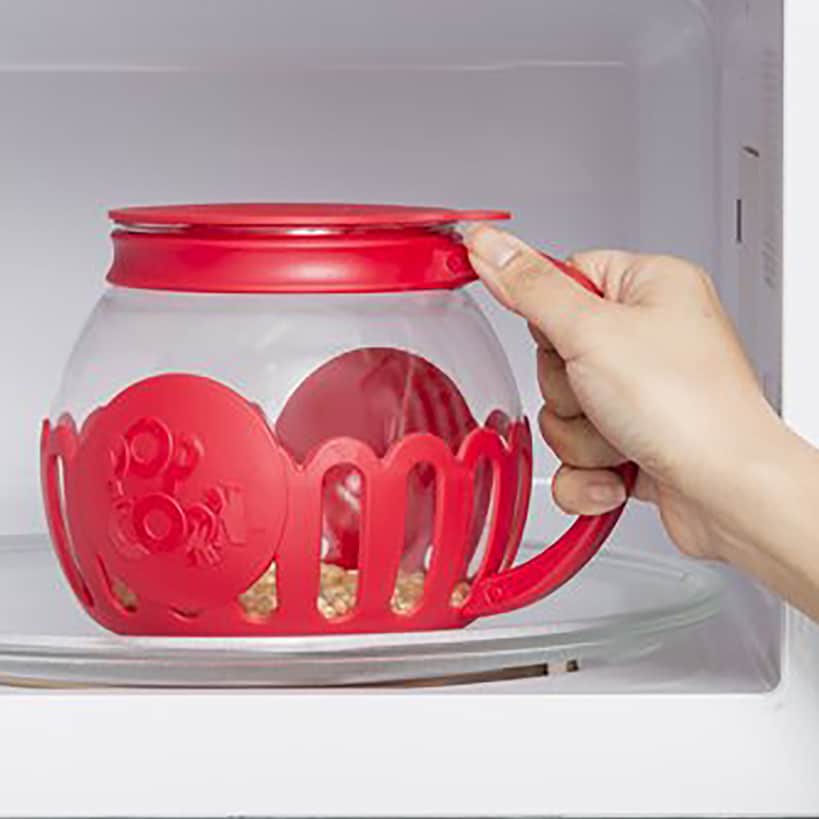 Glass Microwave Popcorn Popper with Silicone Lid - Image 2