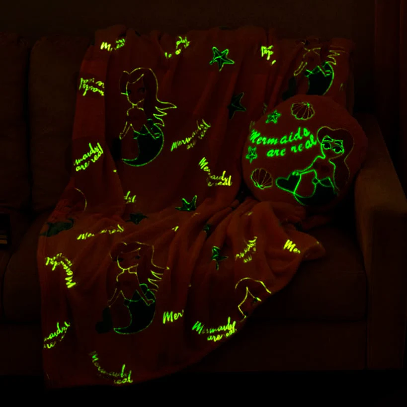Glow-in-the Dark Blanket for Kids 50" x 60" - Image 9