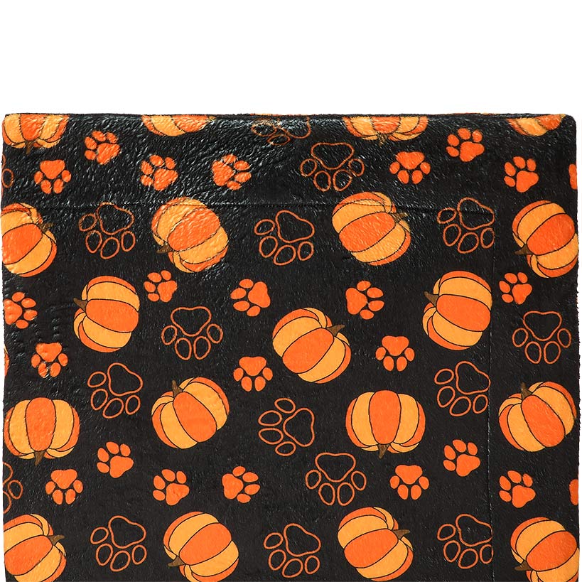 Halloween Pet Blanket Lightweight Cozy Festive Pumpkins And Paw Print - Image 2