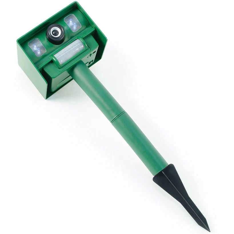 IdeaWorks® Solar Yard Garden Protector Ultra Sonic Animal Repeller - Image 3