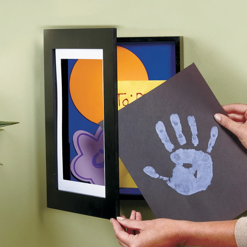 Interchangeable Artwork Frame With Storage - Image 5