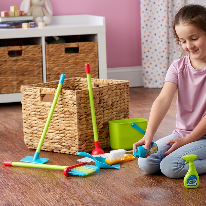 Kids' Cleaning Fun Play Set - 8 Colorful Pieces for Imaginative Play - Image 3