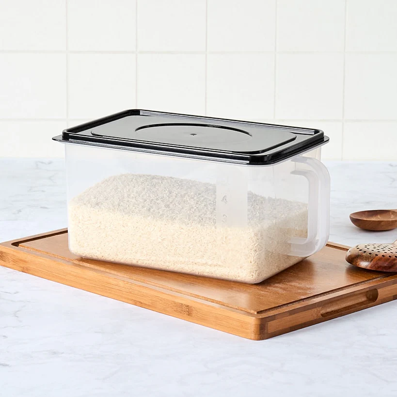 Large Food Storage Container with Lid and Handle - Image 2