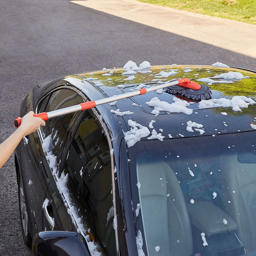 Microfiber Car Cleaning Brush with Double Mop, Extends 44" Long - Image 3