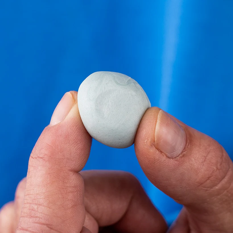 Mighty Putty™ Permanent Adhesive Powerful Bonding Epoxy Putty Sticks - Image 4