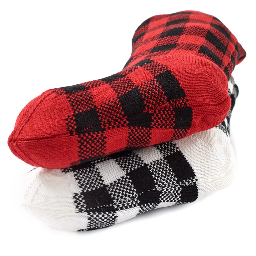Plaid Holiday Decor - Image 11