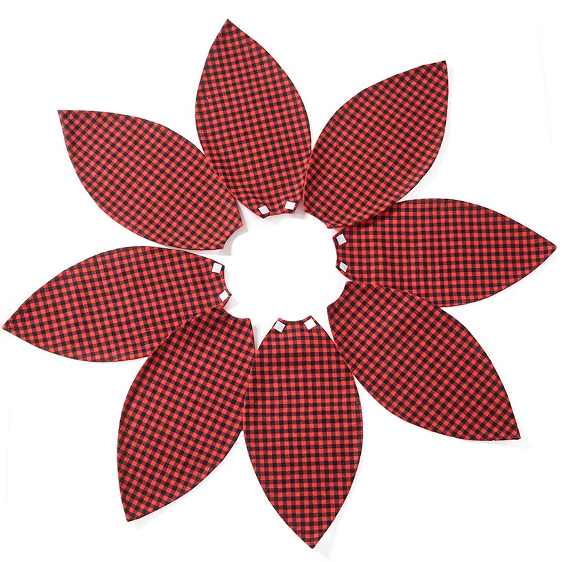 Plaid Holiday Decor - Image 14