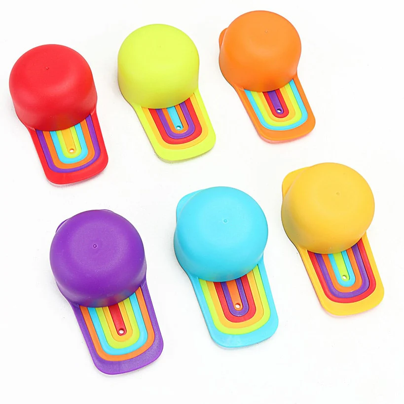 Rainbow Assorted Measuring Cup Set - Image 2
