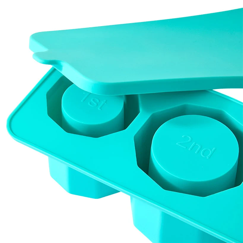 Silicone Cylinder Ice Cube Tray for Tumblers - Image 3