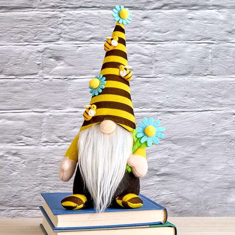 Themed Garden Gnomes - Image 3