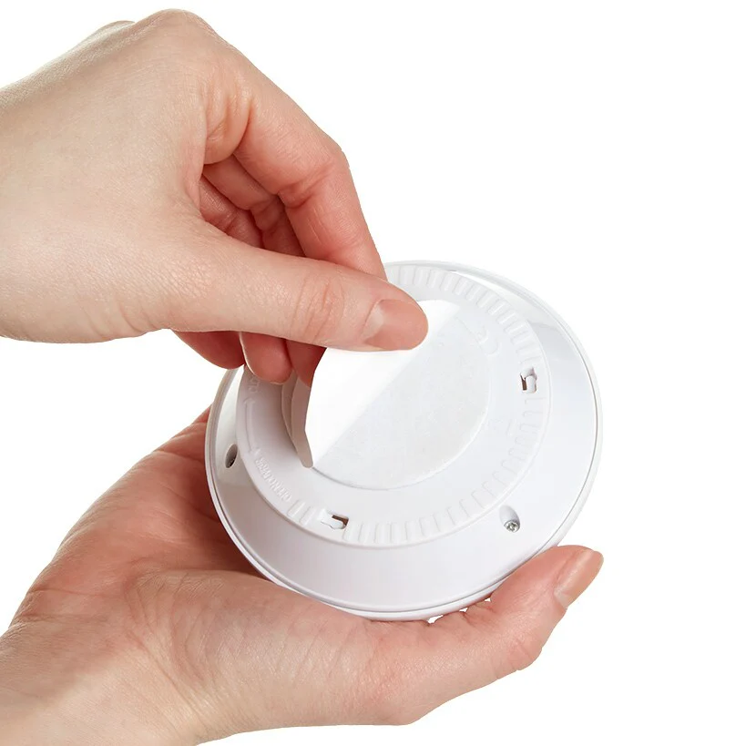 Wireless LED Puck Lights - Versatile, Battery Operated, 6 Pc with Remote - Image 2